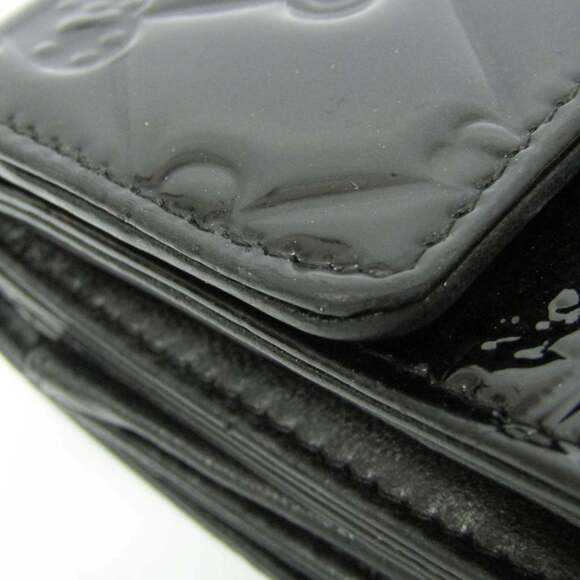 CHANEL Authentic Black Leather Wallet